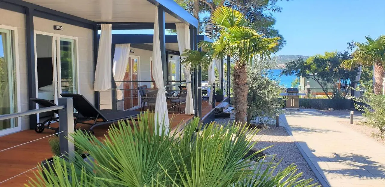 Dalmaris Camp - Prestige Mobile Homes Biograd Na Moru 3*,  Croatia